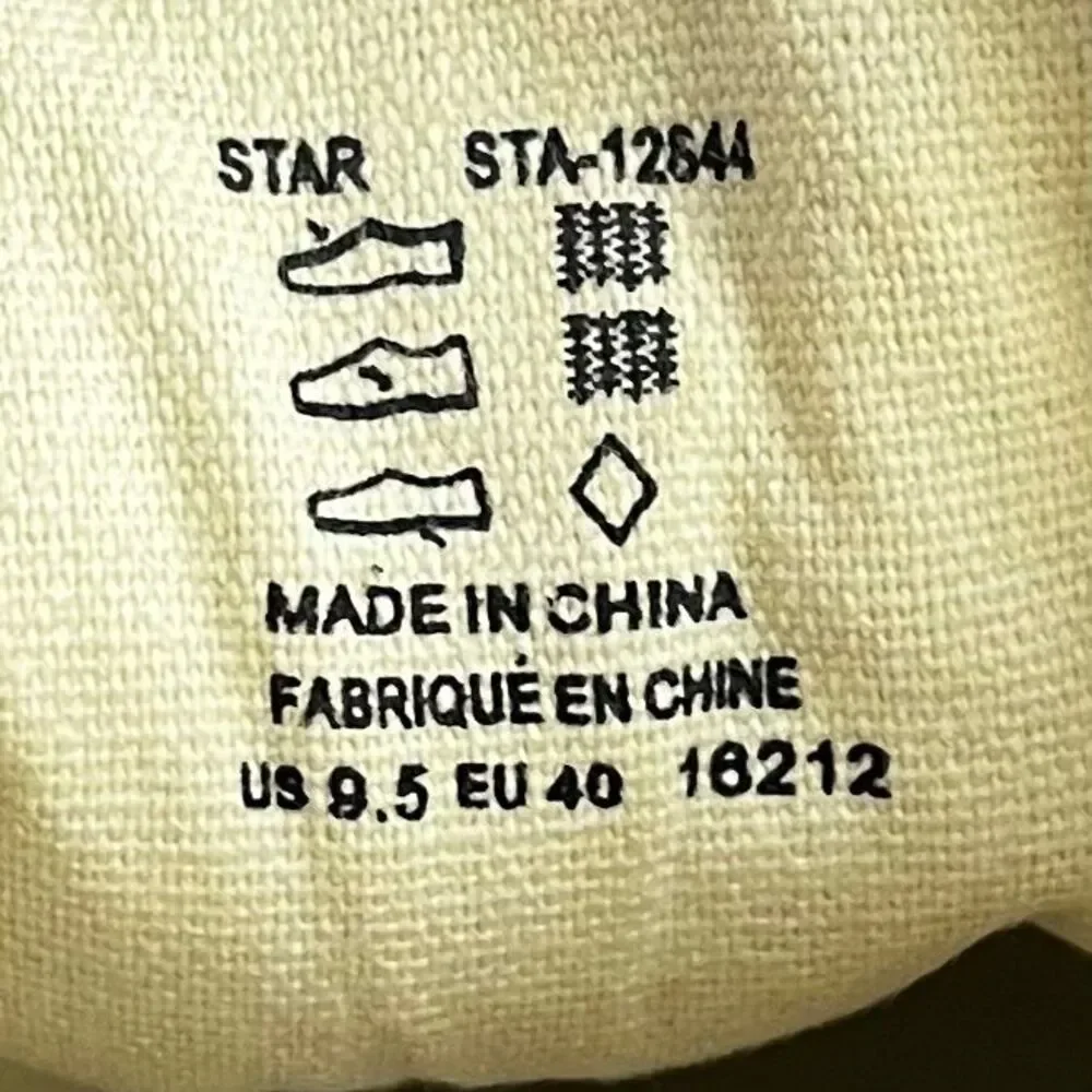 Taos Star Lace Up Canvas Beige Sneakers Shoes Size‎ 9.5